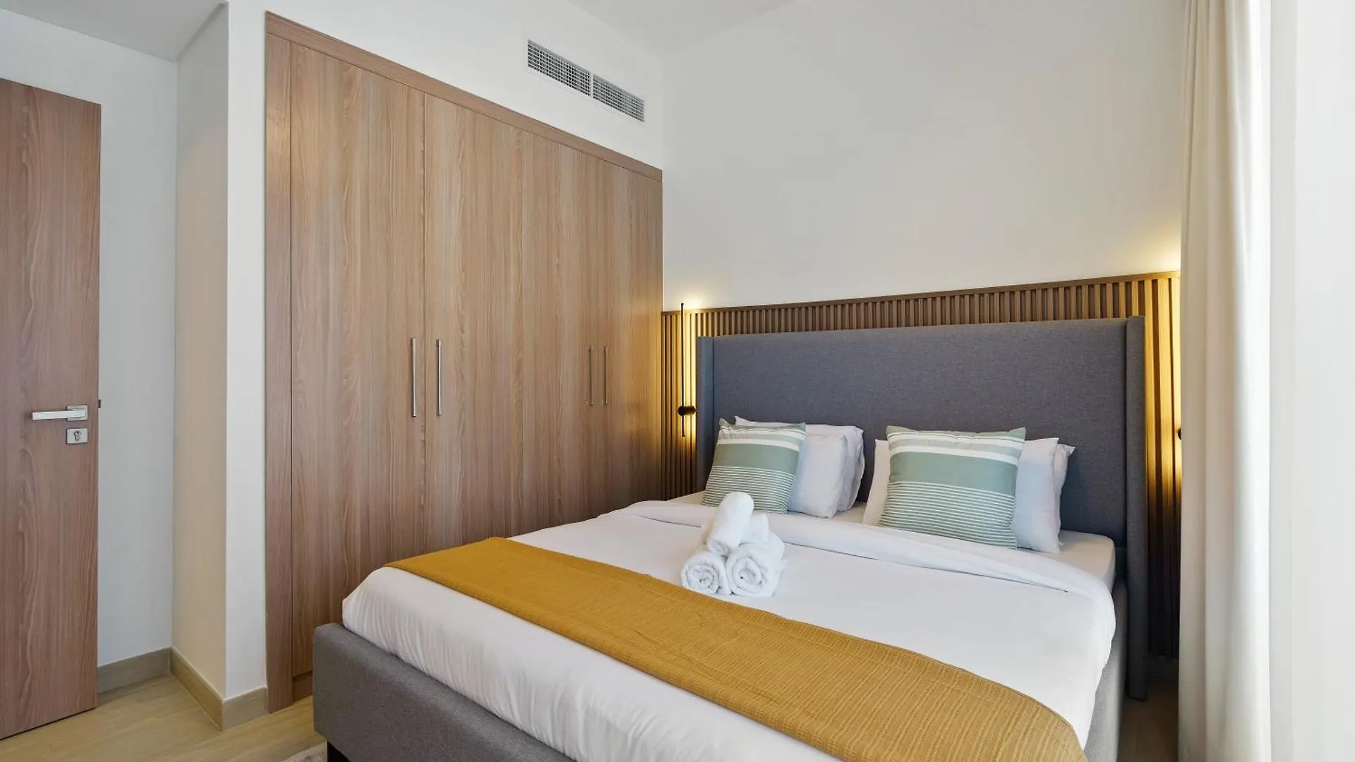 Comfortable 1 Bedroom In Meydan Near Downtown Dubai